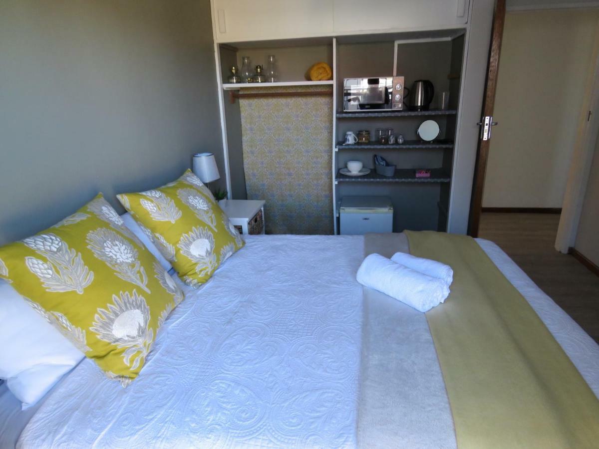 Koraalboom Guesthouse Wolseley Bagian luar foto
